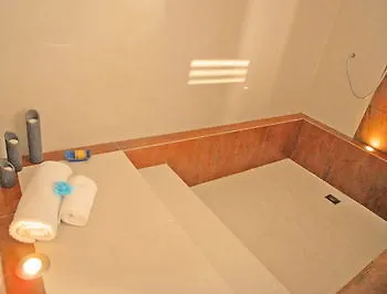 Blue Rose Villa